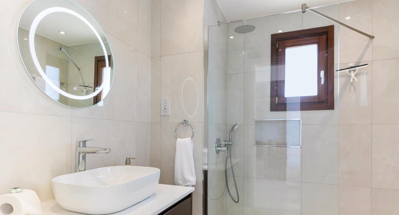 Modern Apartment Nz11 Large Balconies With Sea And Mountain Views Куклия Екстериор снимка